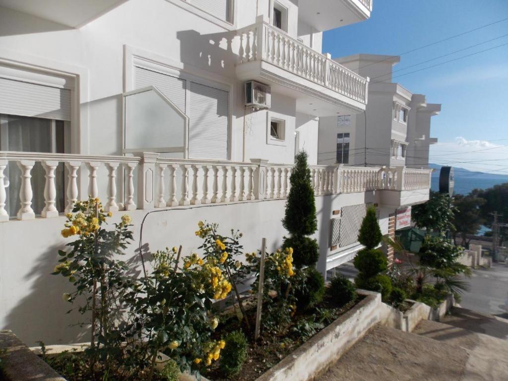 Coastline Apartments Σαράντα Εξωτερικό φωτογραφία