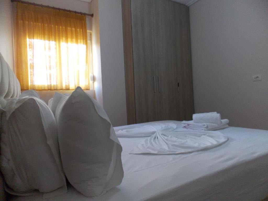 Coastline Apartments Σαράντα Εξωτερικό φωτογραφία
